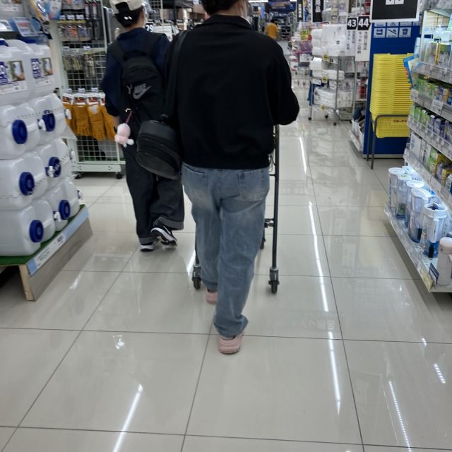 【支援業務】新入スタッフの買い物同行！先輩の成長に感動
